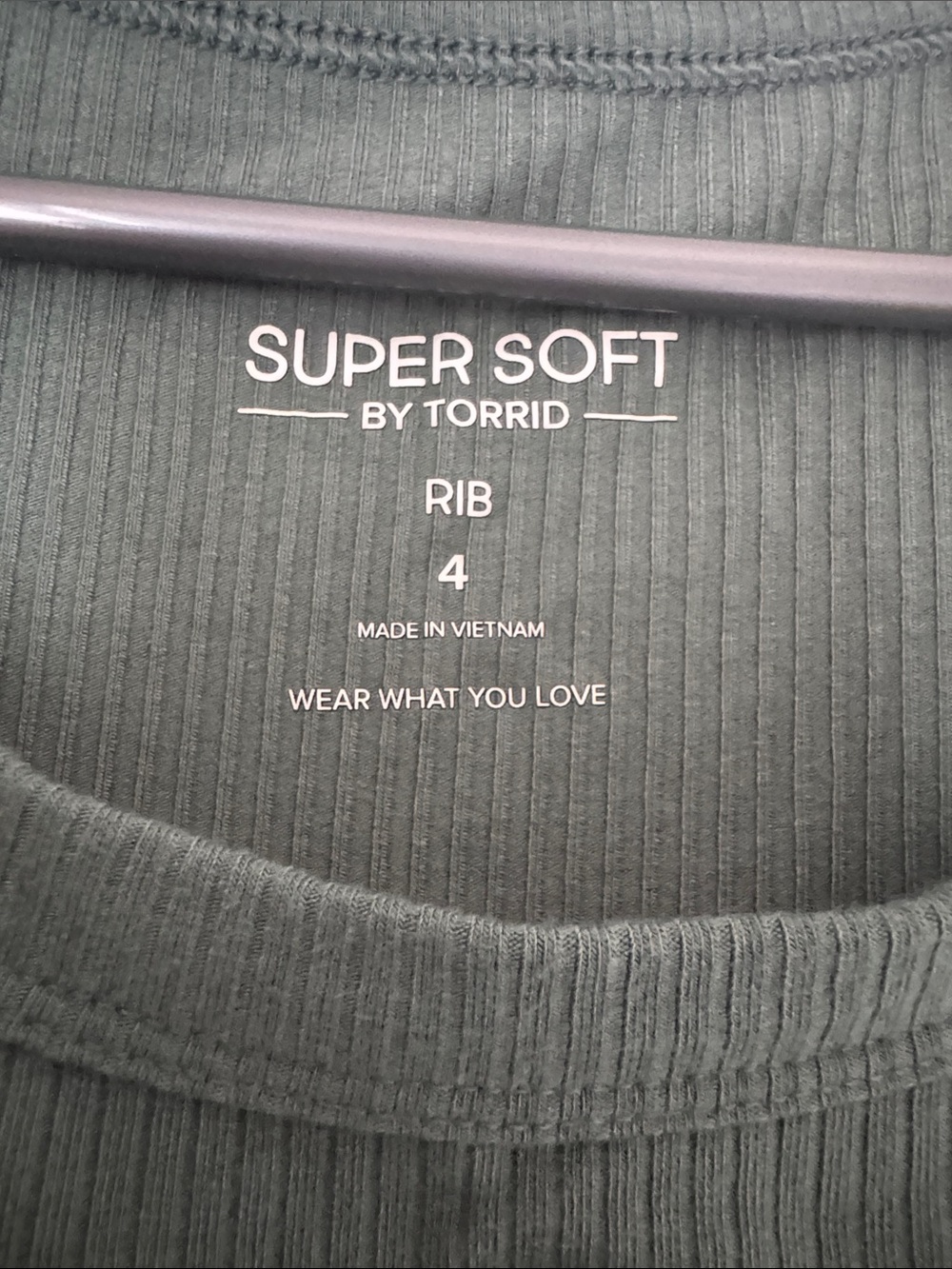 torrid Dark Green Ribbed Tank Top - Picture 2 of 3